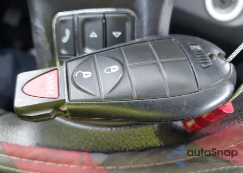 2017 Ram 1500 Express 4X4 5'7 Box z USA, uszkodzony, nr VIN 3C6RR7KT5HG618099